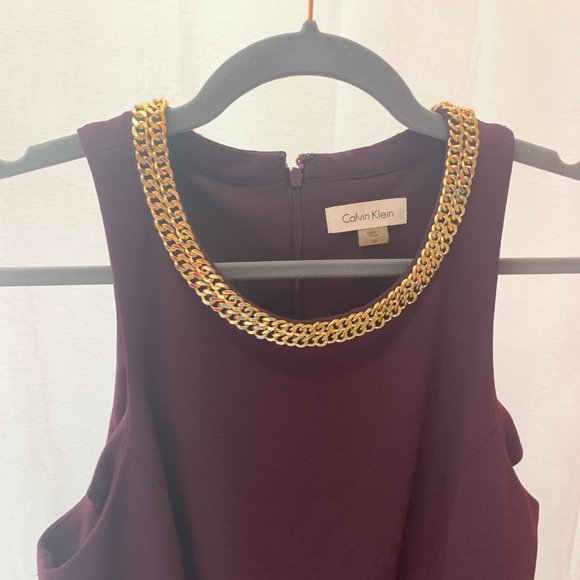 CALVIN KLEIN - Size 10 is fitted - Deep plum Sheath dress - Picture 2 of 5